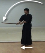 Strike Kote when left foot comes forwards