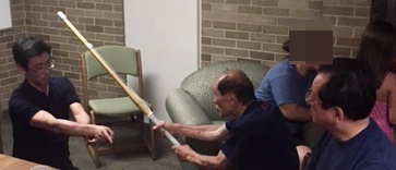 Learning How to Strike Men from 8-dan senseis